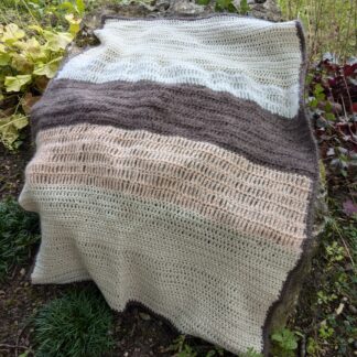 Couverture blanche et marron